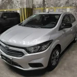 Chevrolet Onix Joy Black 1.4